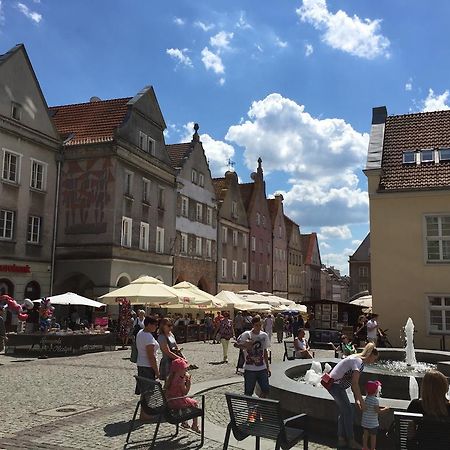 Apartament Na Staromiejskiej Olsztyn  Exteriör bild