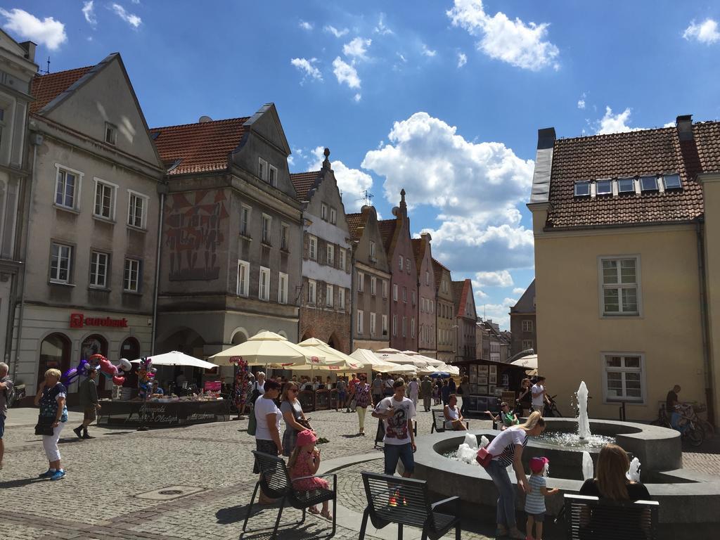 Apartament Na Staromiejskiej Olsztyn  Exteriör bild